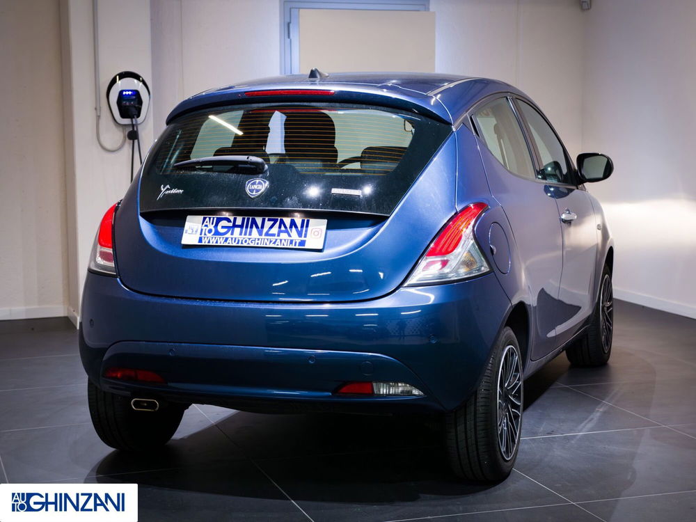 Lancia Ypsilon usata a Bergamo (6)