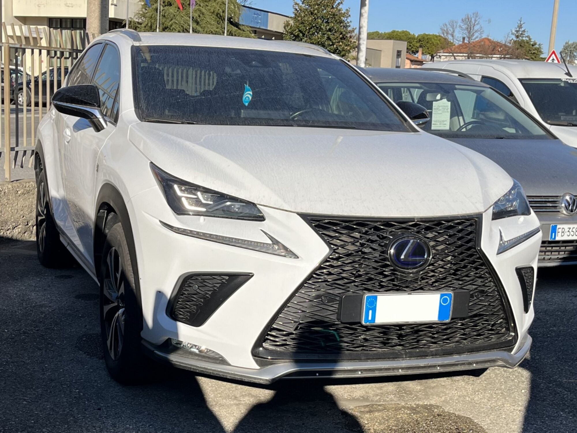 Lexus NX Hybrid 4WD F-Sport  del 2018 usata a Rimini