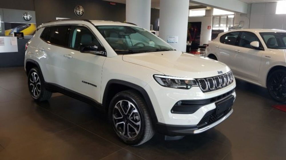 Jeep Compass nuova a Modena (2)