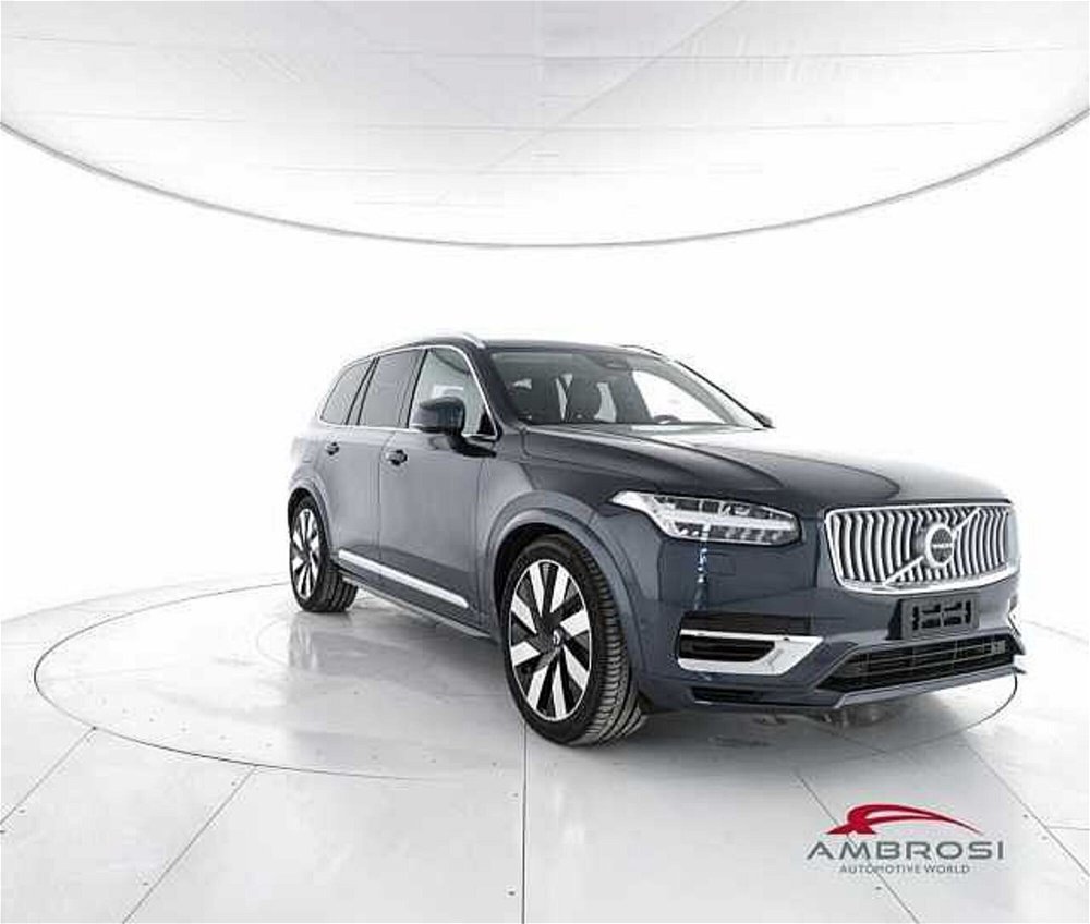 Volvo XC90 T8 Recharge AWD Plug-in Hybrid aut. 7p. Ultimate Bright nuova a Viterbo (2)