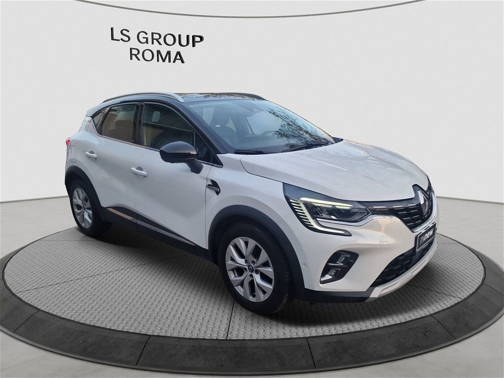 Renault Captur Plug-in Hybrid E-Tech 160 CV Intens  del 2020 usata a Roma (3)