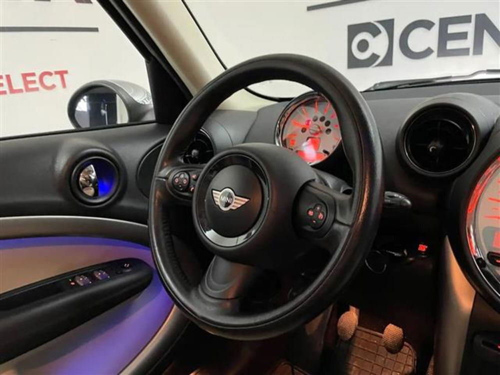 MINI Mini Countryman usata a Napoli (7)