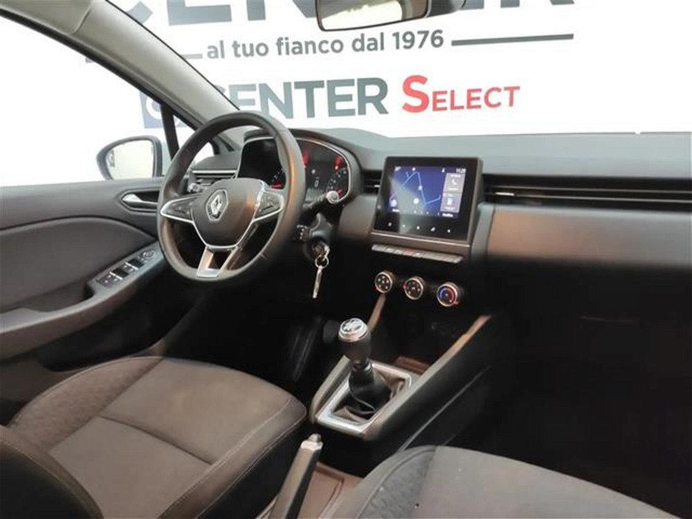 Renault Clio TCe 100 CV 5 porte Business del 2020 usata a Napoli (5)