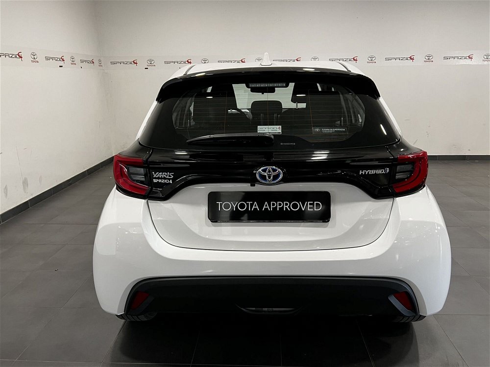 Toyota Yaris 1.5 Hybrid 5 porte Trend del 2020 usata a Torino (4)