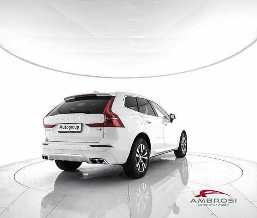 Volvo XC60 B4 (d) AWD Geartronic Business Plus del 2021 usata a Corciano (3)