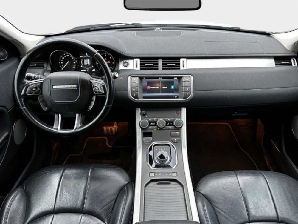 Land Rover Range Rover Evoque 2.0 TD4 150 CV 5p. SE  del 2016 usata a Monteriggioni (4)