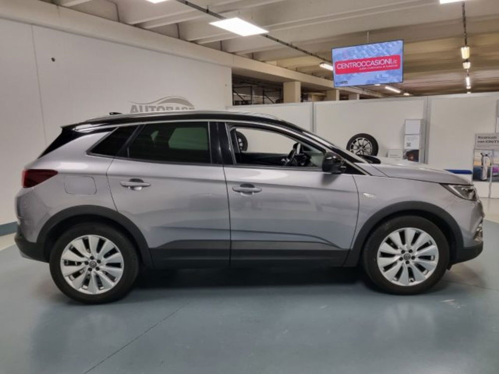 Opel Grandland X usata a Brescia (5)