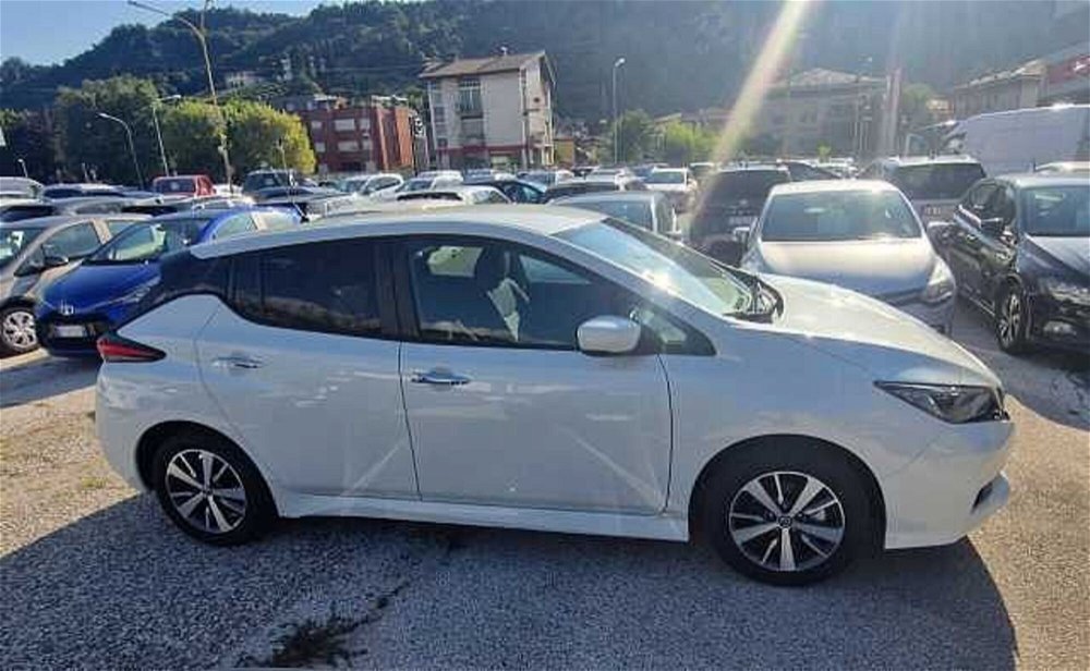 Nissan Leaf Acenta 40 kWh  del 2021 usata a Trento (3)