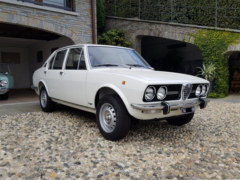 Alfa Romeo Alfetta 1.8  del 1973 usata a Lurate Caccivio