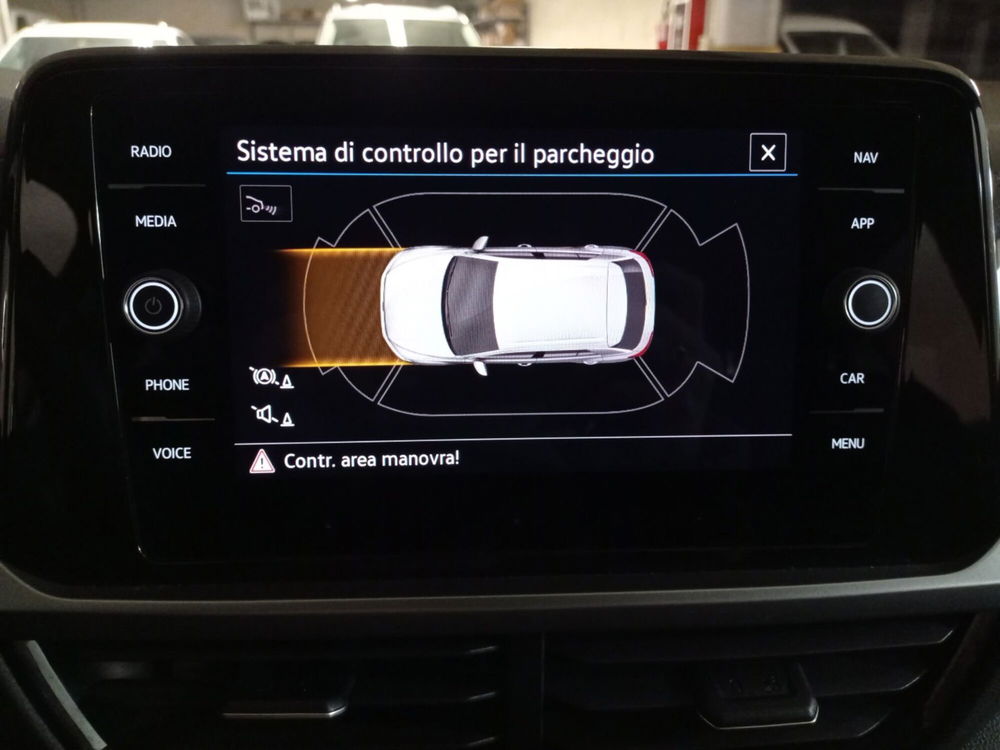 Volkswagen T-Roc usata a Varese (14)