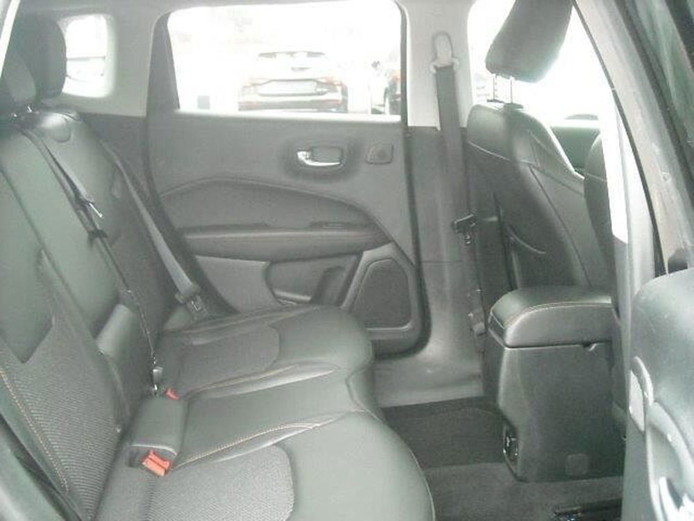 Jeep Compass usata a Lucca (13)