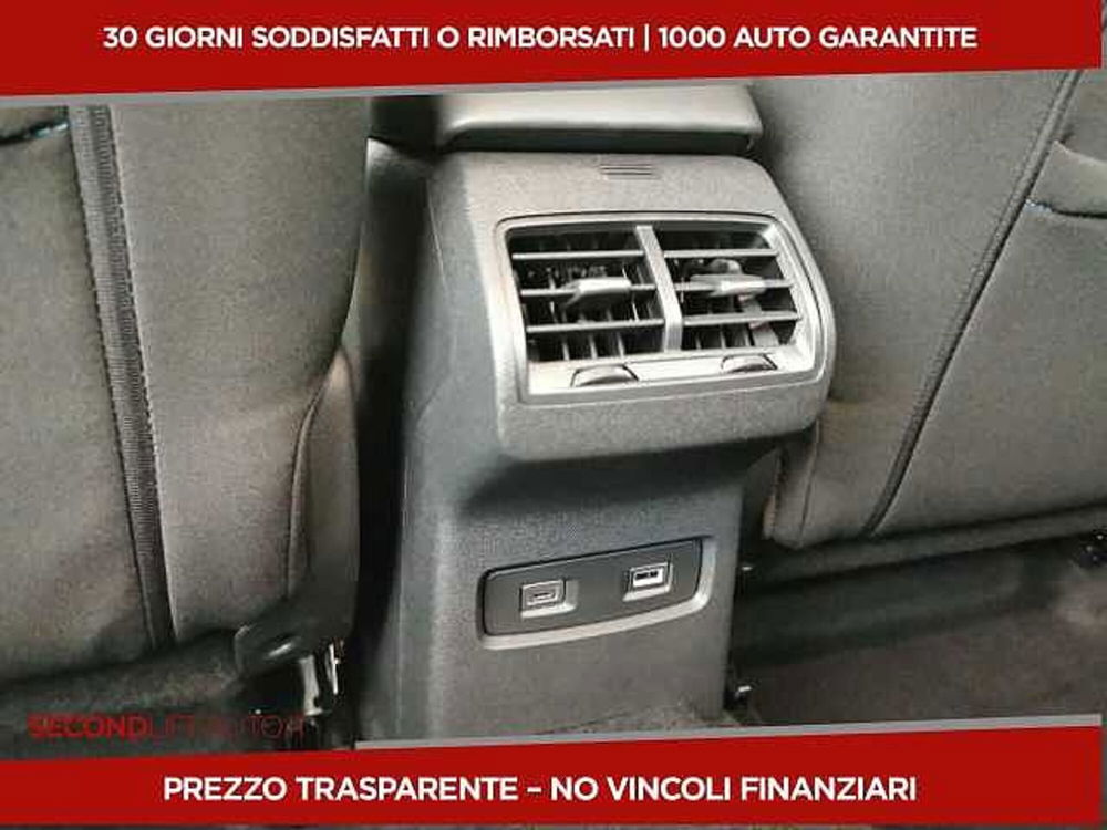 Citroen e-C4 X nuova a Chieti (12)