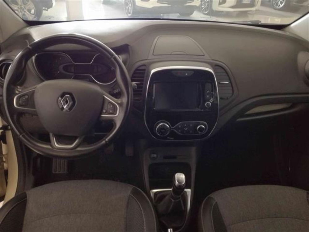 Renault Captur usata a Napoli (7)