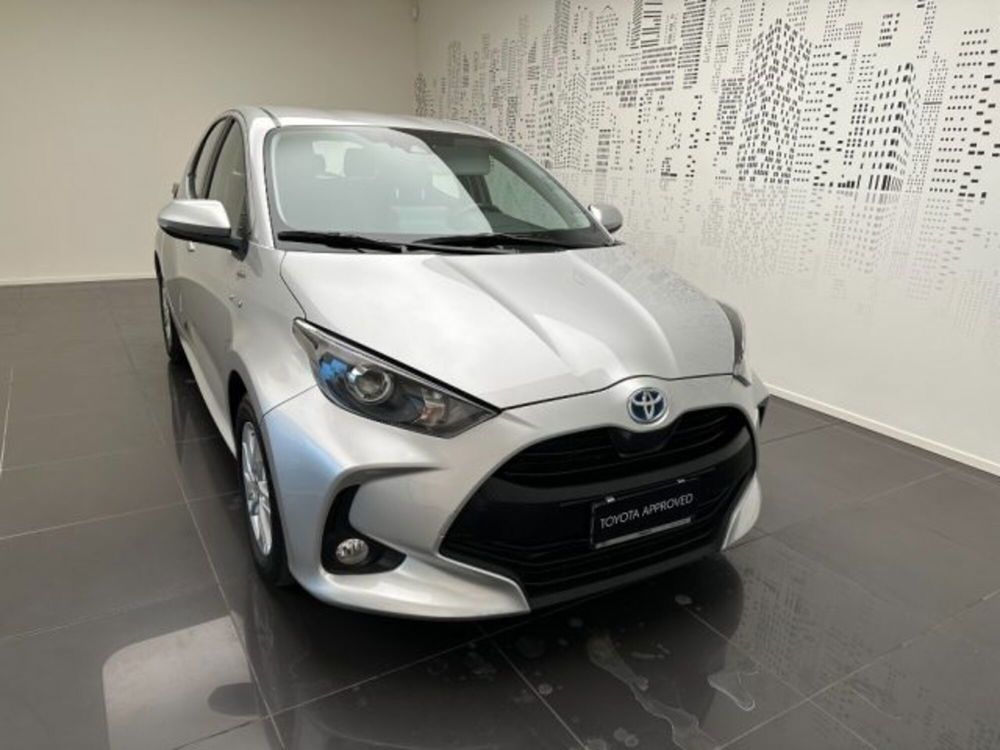 Toyota Yaris Active del 2021 usata a Cuneo (2)