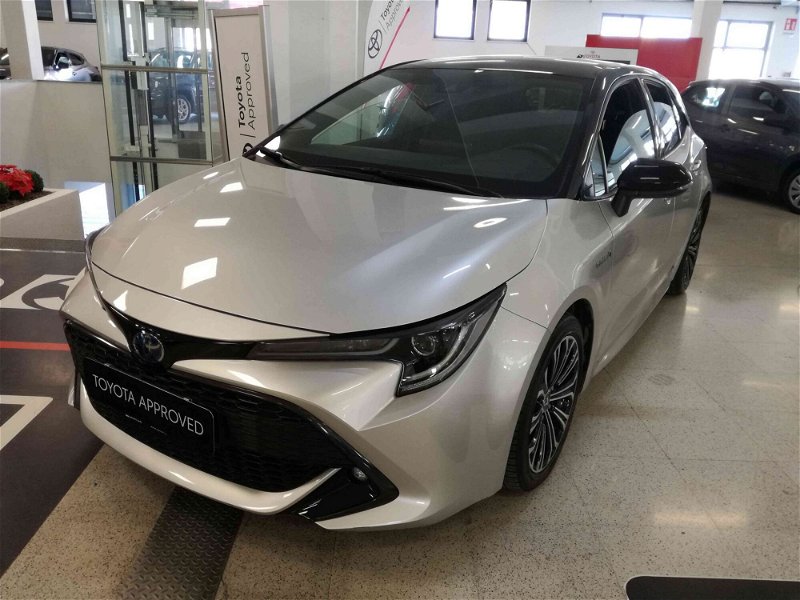 Toyota Corolla 1.8 Hybrid Style  del 2019 usata a Salerno