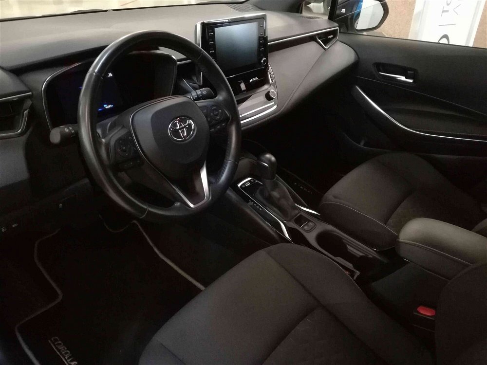 Toyota Corolla 1.8 Hybrid Style  del 2019 usata a Salerno (5)