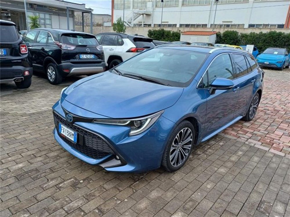 Toyota Corolla Touring Sports 1.8 Hybrid Style  del 2019 usata a Bari (2)