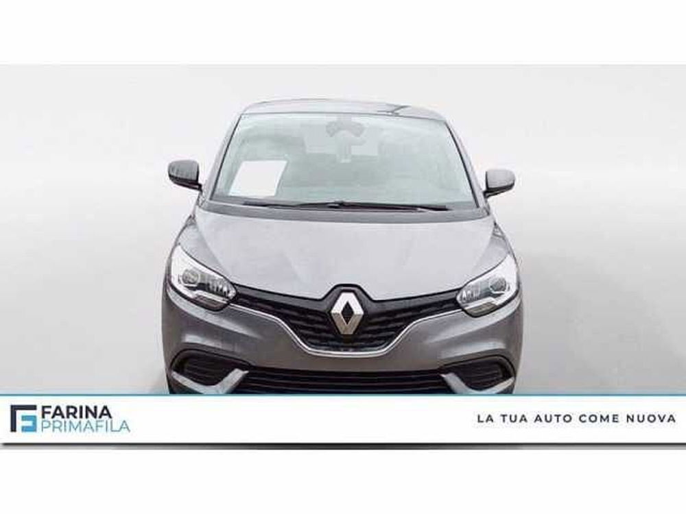 Renault Scénic usata a Napoli (8)