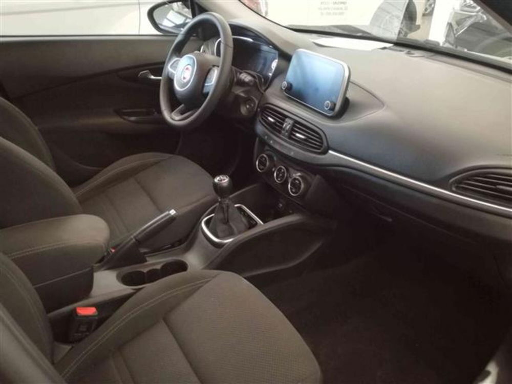 Fiat Tipo Station Wagon usata a Napoli (8)