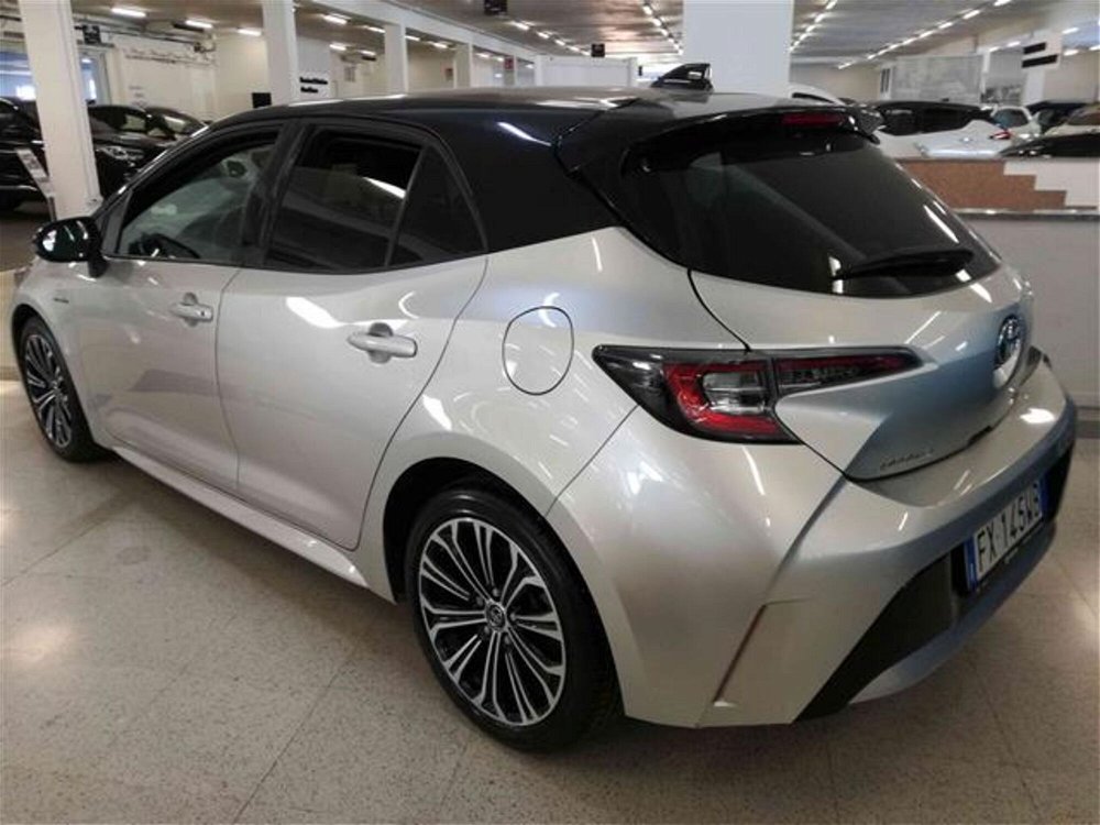Toyota Corolla 1.8 Hybrid Style  del 2019 usata a Napoli (2)
