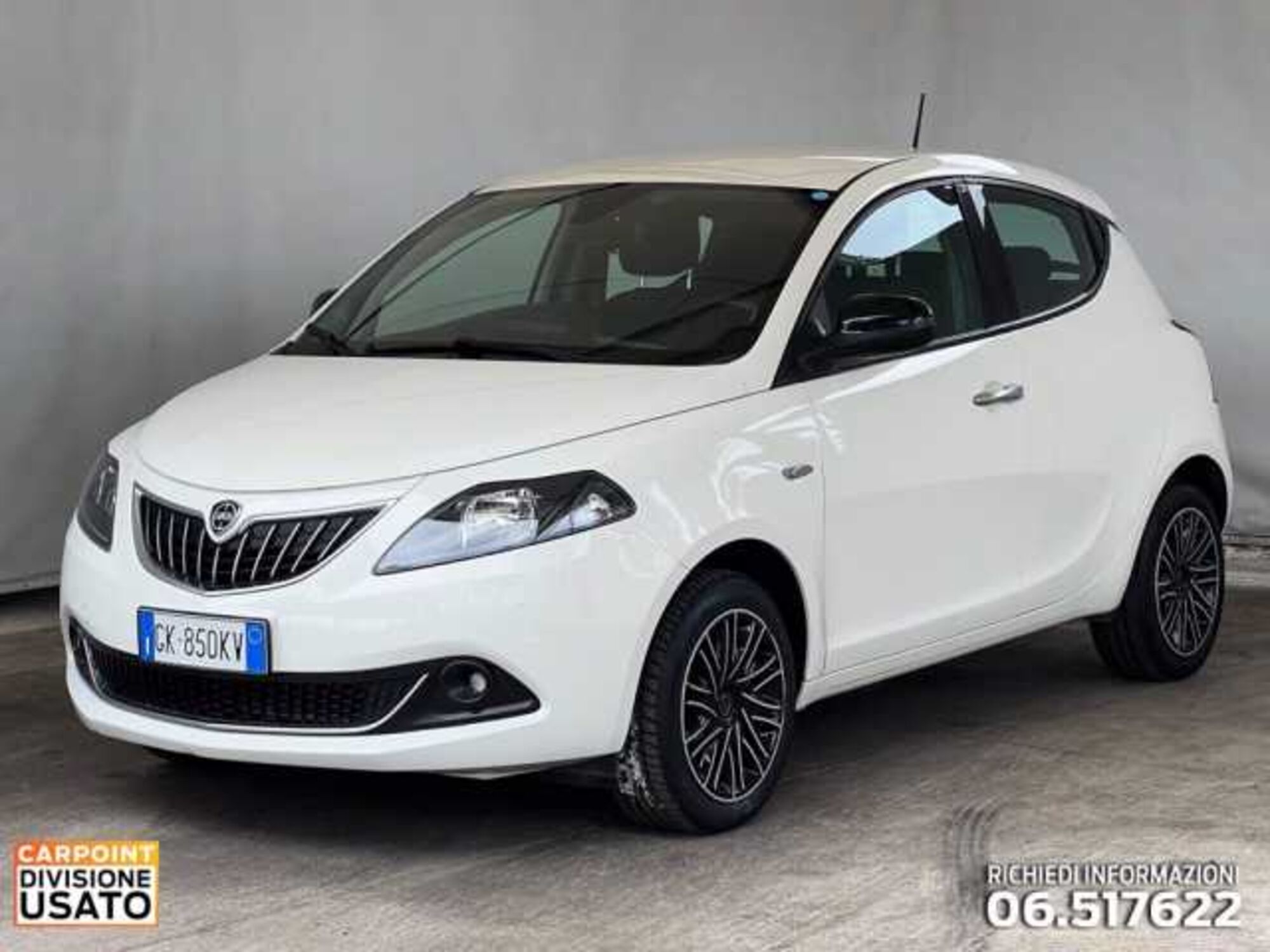 Lancia Ypsilon 1.0 FireFly 5 porte S&amp;S Hybrid Ecochic Gold  del 2022 usata a Roma