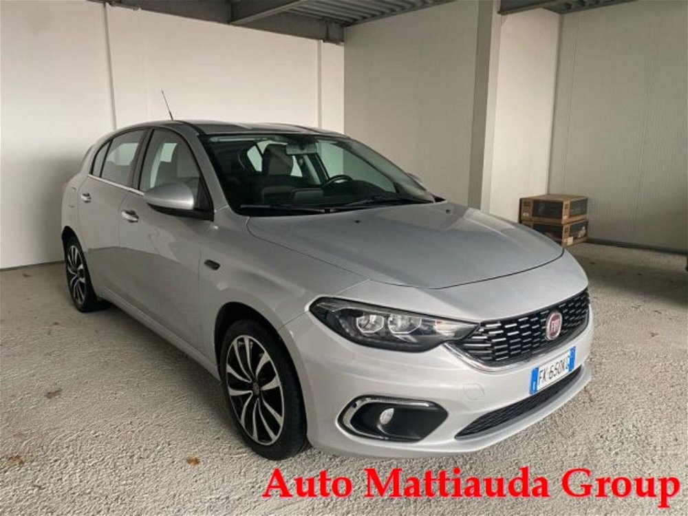 Fiat Tipo Station Wagon Tipo 1.6 Mjt S&S SW Lounge  del 2017 usata a Cuneo (3)