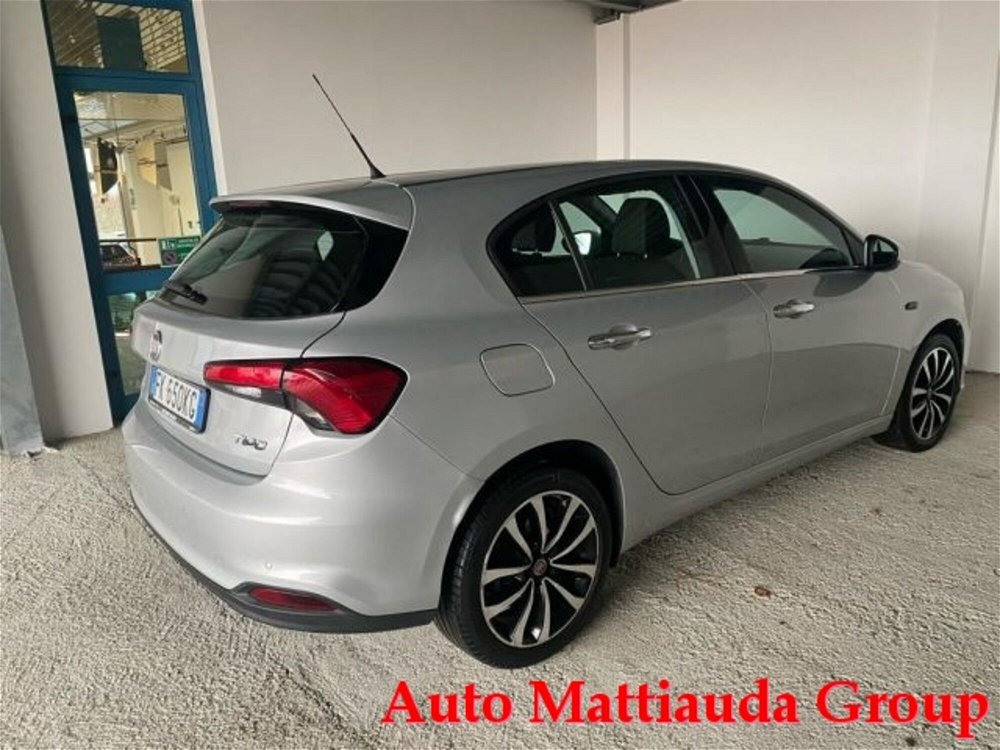 Fiat Tipo Station Wagon Tipo 1.6 Mjt S&S SW Lounge  del 2017 usata a Cuneo (4)