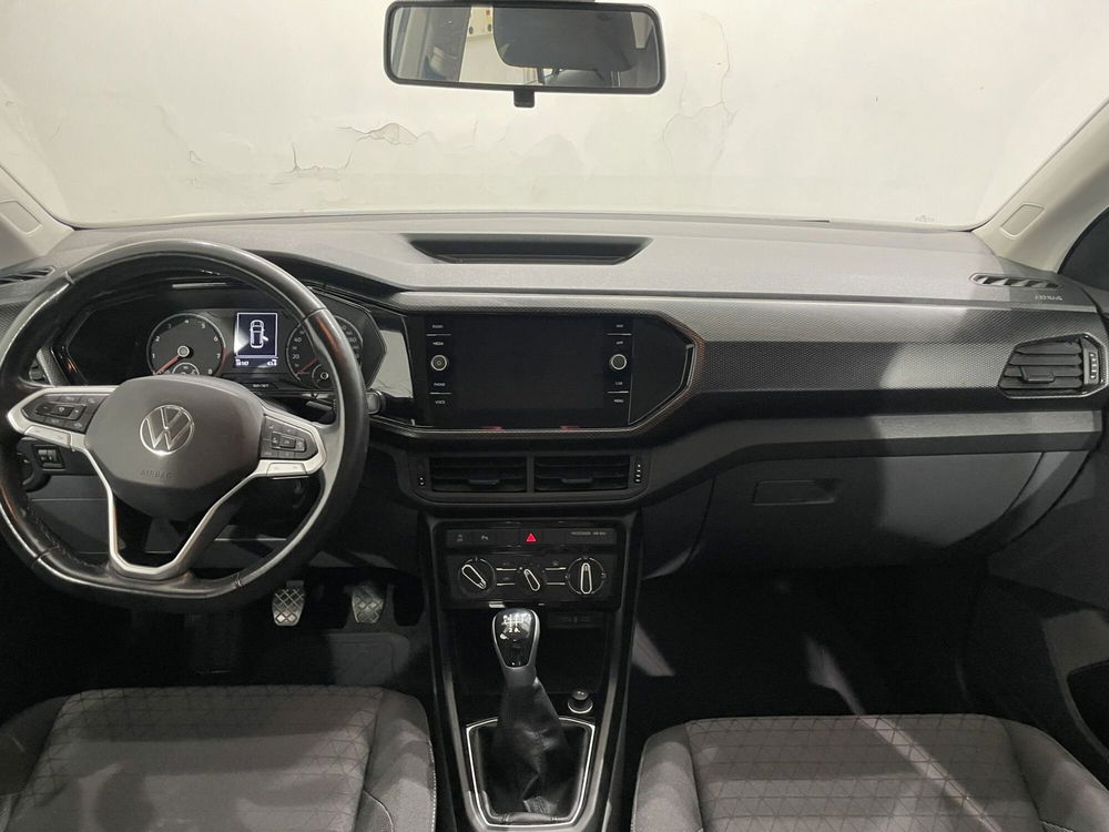 Volkswagen T-Cross usata a Massa-Carrara (11)