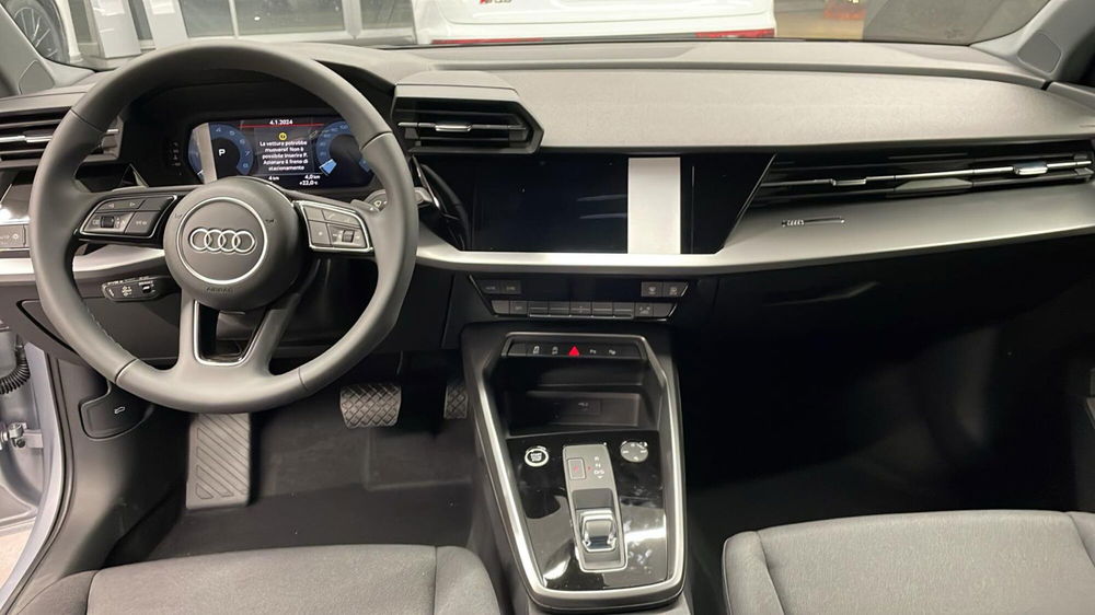 Audi A3 Sportback nuova a Taranto (7)