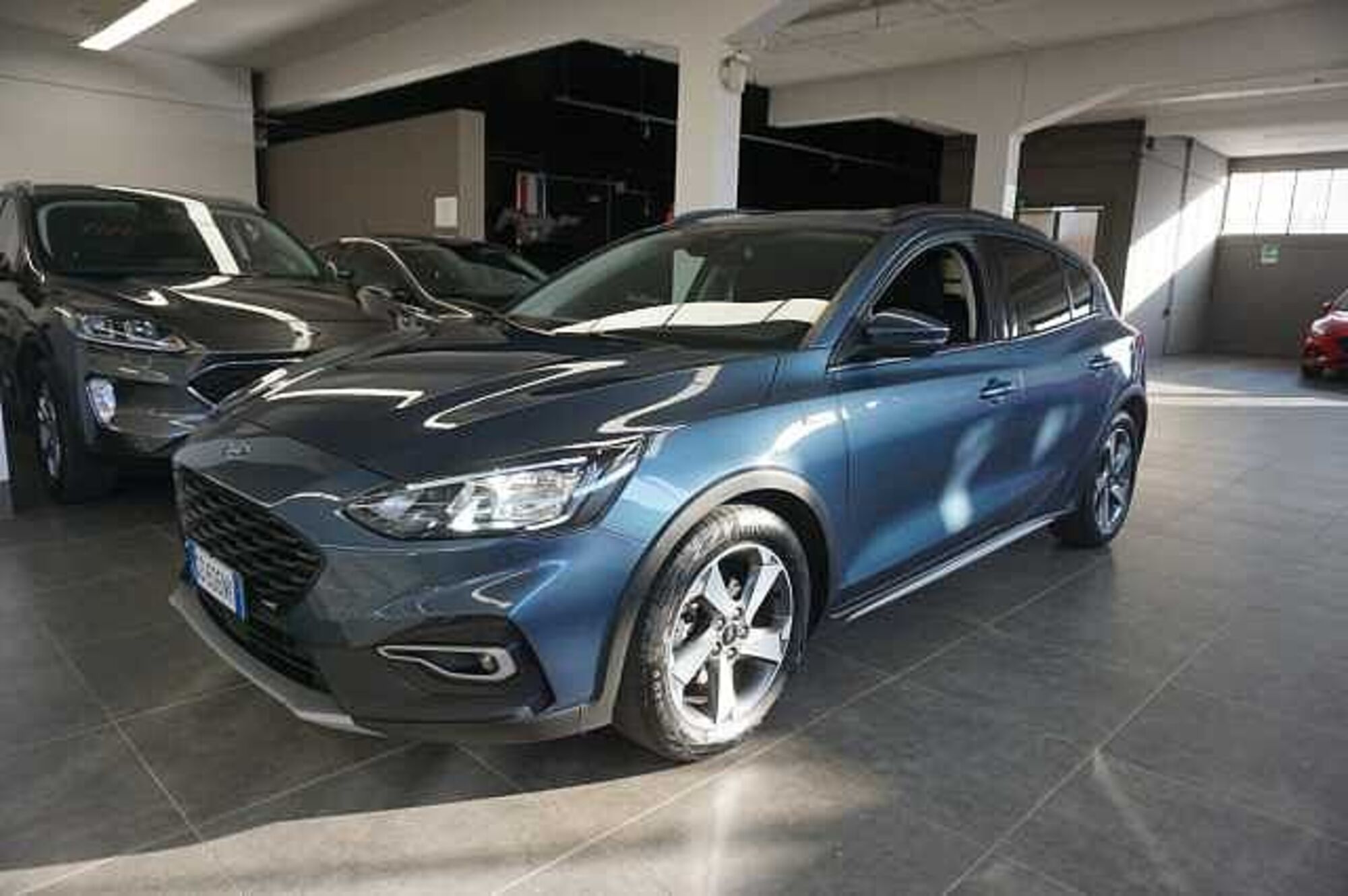 Ford Focus 1.0 EcoBoost 125 CV 5p. Active  del 2021 usata a Bologna