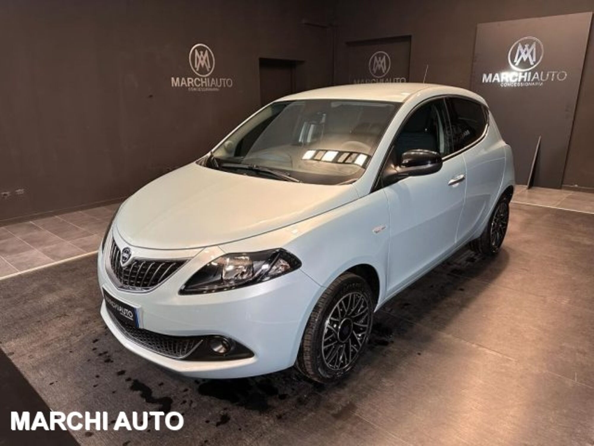 Lancia Ypsilon 1.0 FireFly 5 porte S&amp;S Hybrid Platino nuova a Bastia Umbra