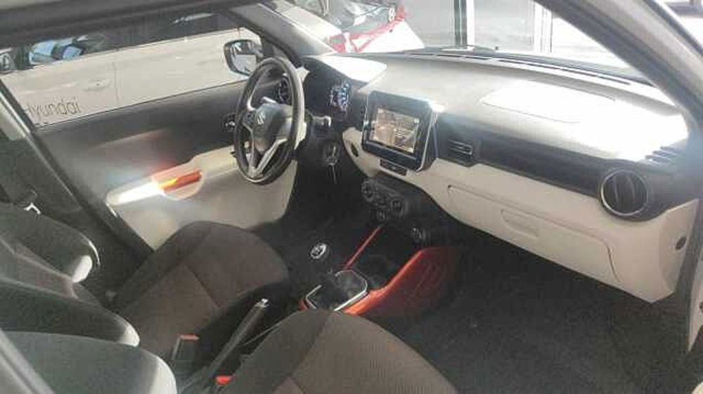 Suzuki Ignis usata a Firenze (11)