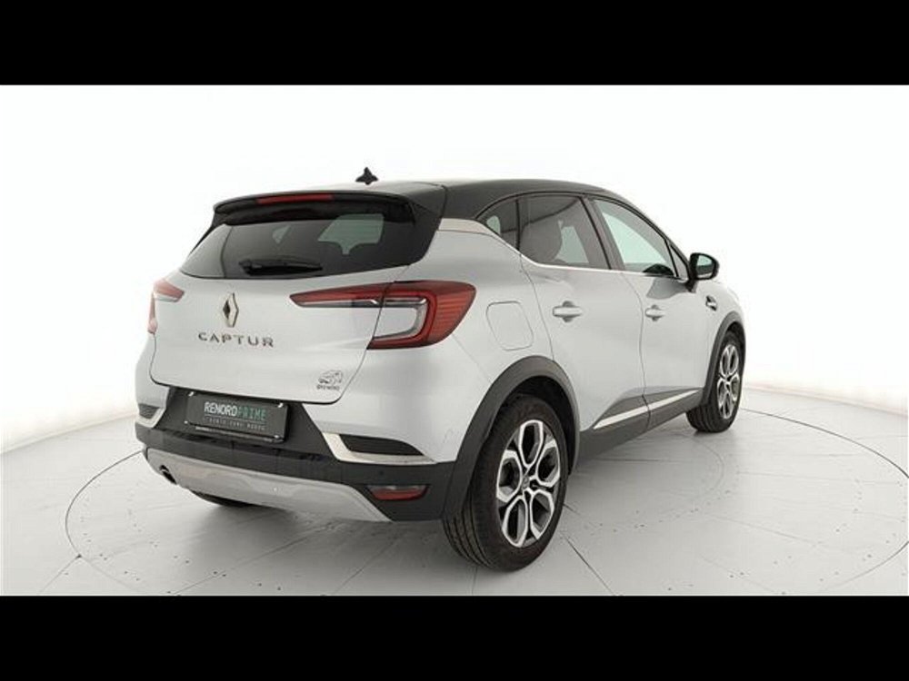 Renault Captur TCe 100 CV GPL Intens  del 2020 usata a Sesto San Giovanni (4)