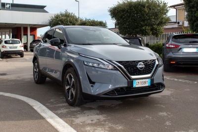 Nissan Qashqai 1.3 mhev Tekna 4wd 158cv xtronic del 2023 usata a Fondi