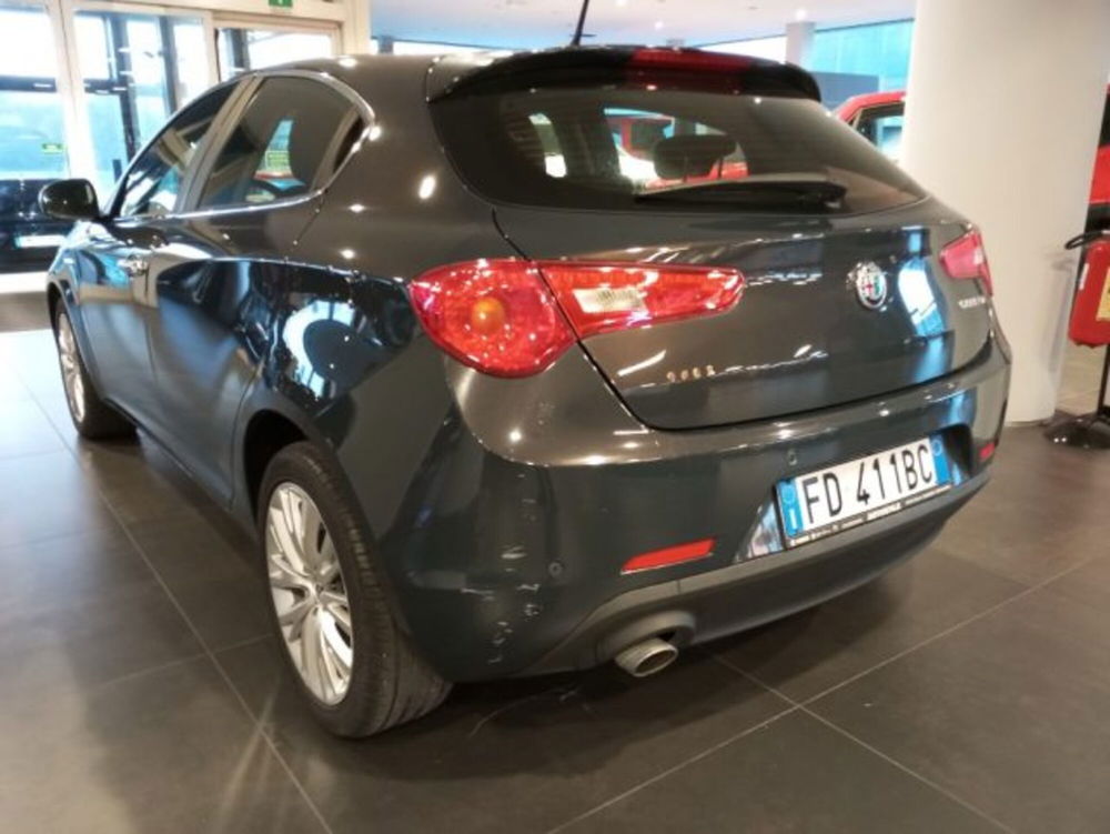 Alfa Romeo Giulietta 1.6 JTDm TCT 120 CV  del 2016 usata a Modena (5)