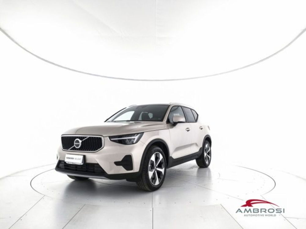 Volvo XC40 nuova a Perugia