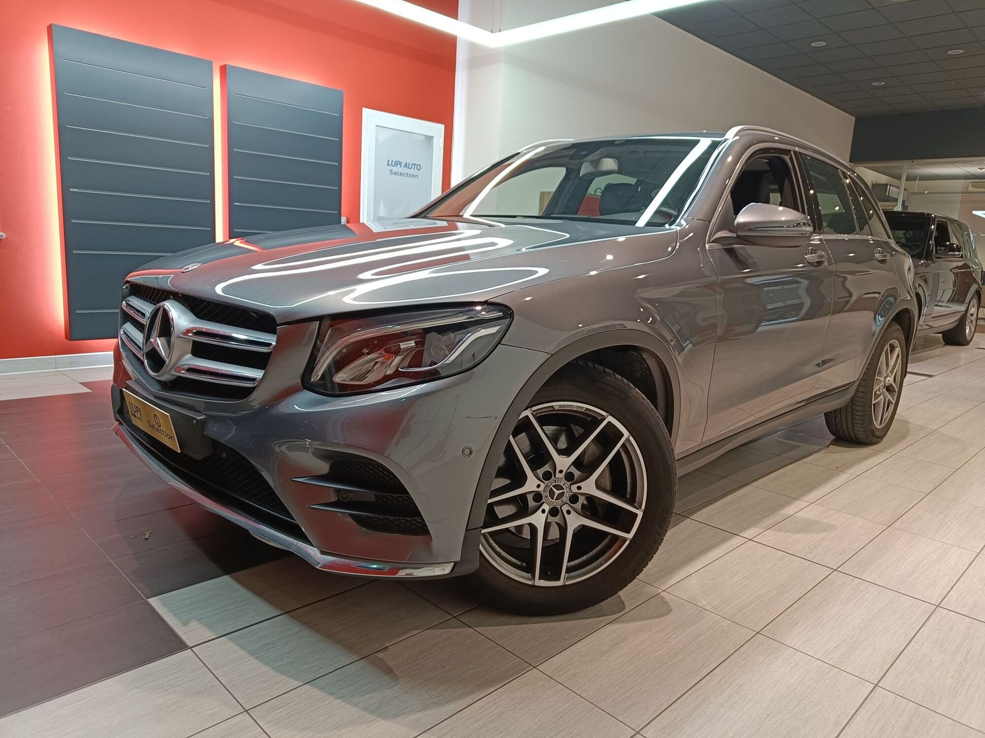 Mercedes-Benz GLC SUV 220 d 4Matic Business  del 2018 usata a Serravalle Pistoiese