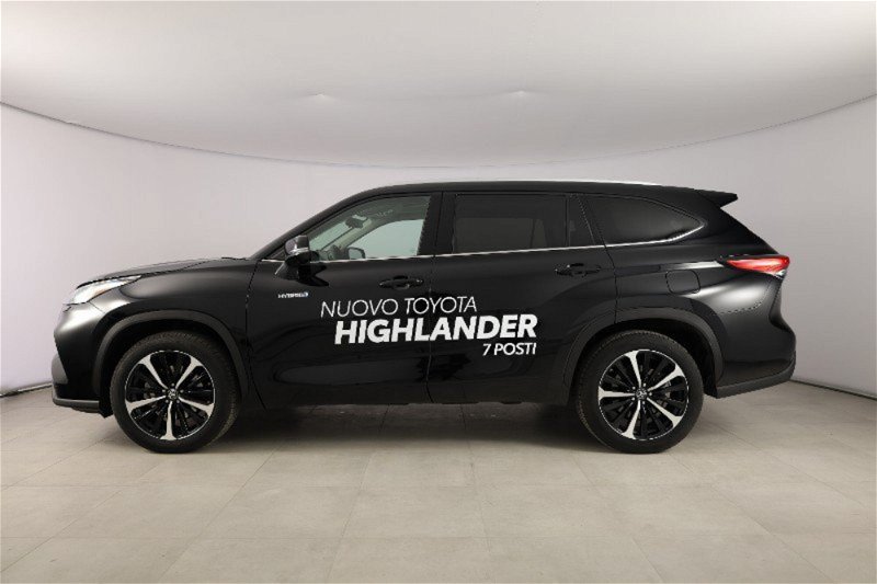 Toyota Highlander 2.5H AWD-i E-CVT Executive del 2021 usata a Palermo