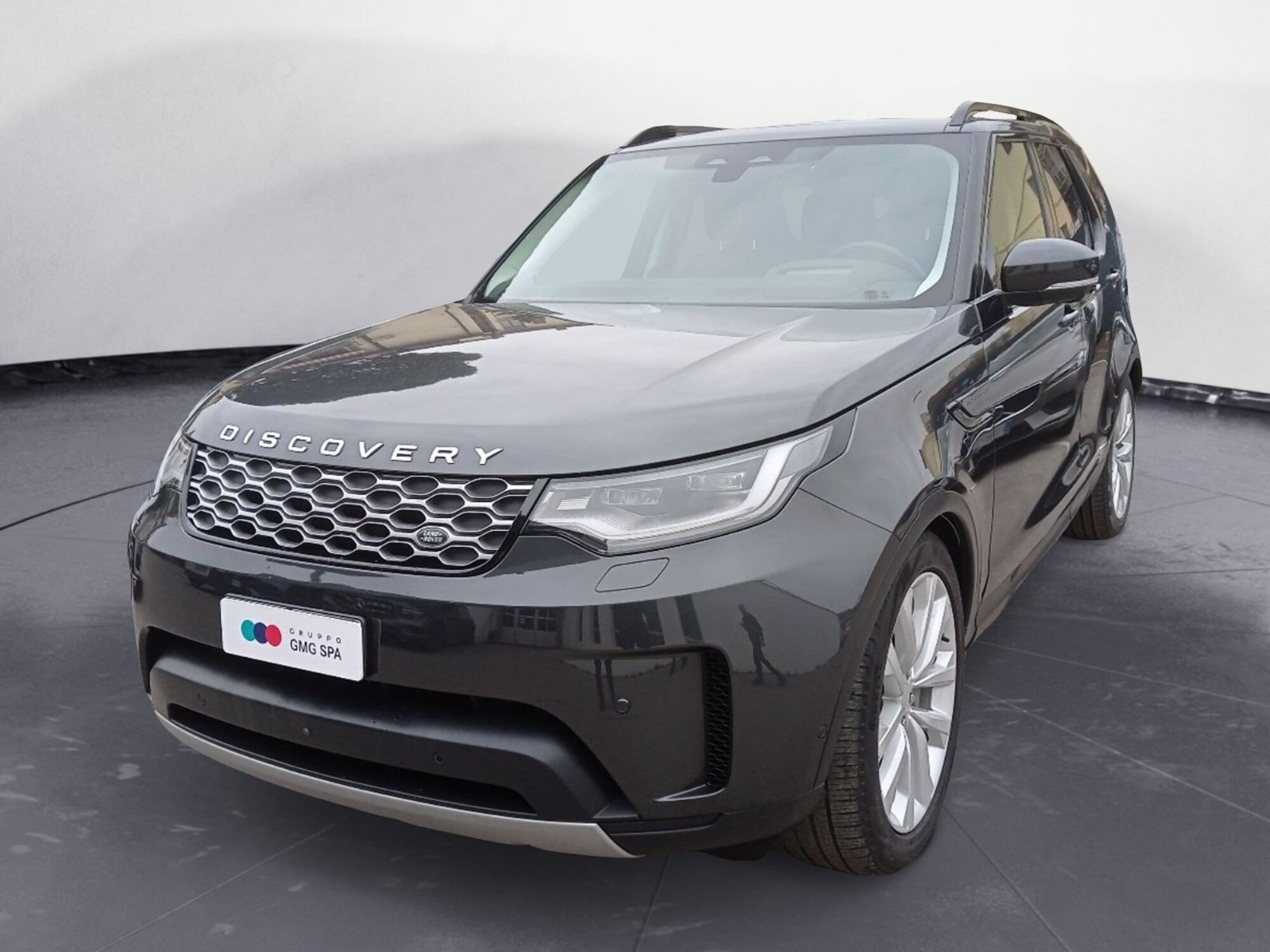 Land Rover Discovery 3.0d i6 mhev Dynamic SE awd 300cv 7p.ti auto del 2021 usata a Vinci