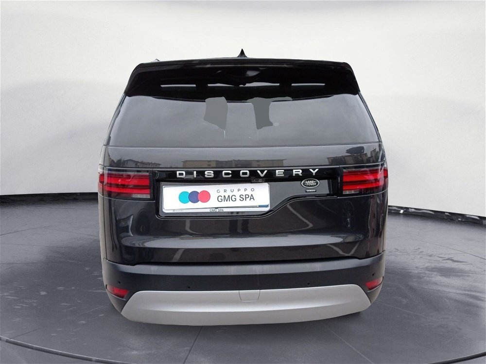 Land Rover Discovery 3.0d i6 mhev Dynamic SE awd 300cv 7p.ti auto del 2021 usata a Vinci (3)