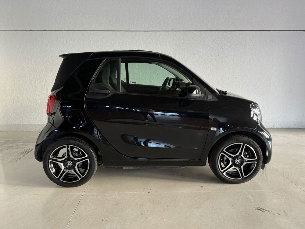 smart Fortwo Cabrio usata a Milano (7)