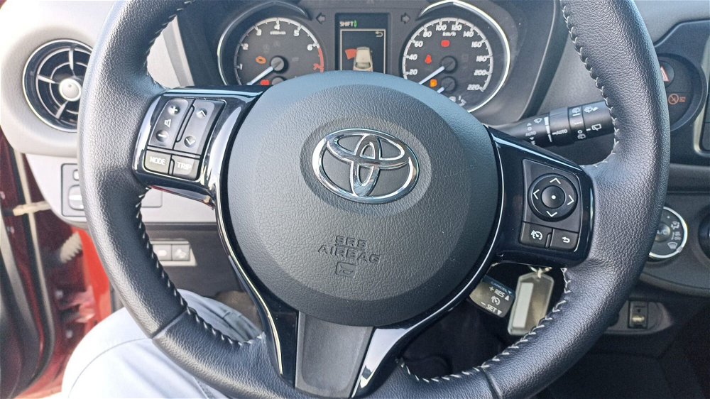 Toyota Yaris 1.0 5 porte  del 2020 usata a Sora (4)