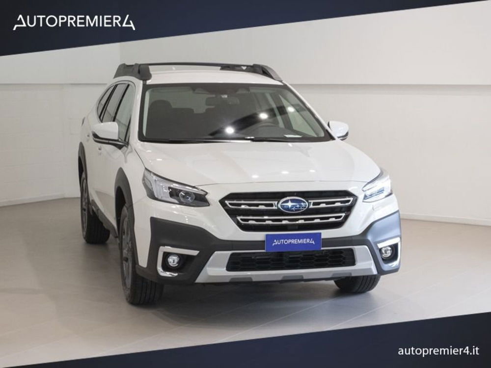 Subaru Outback nuova a Como (4)