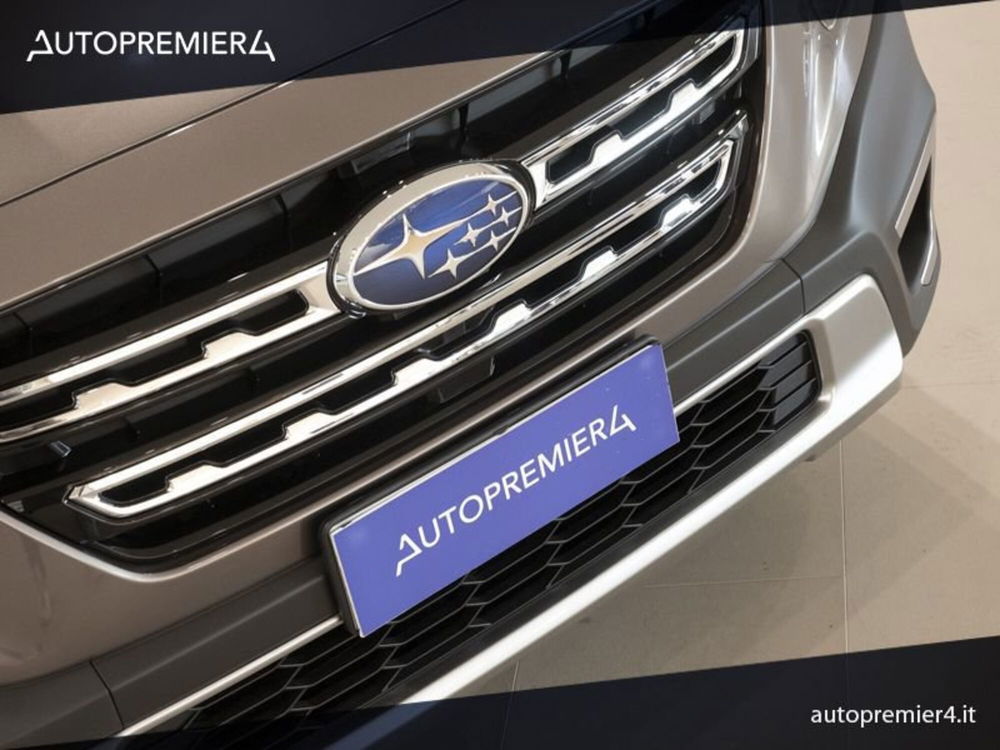 Subaru Outback nuova a Como (10)