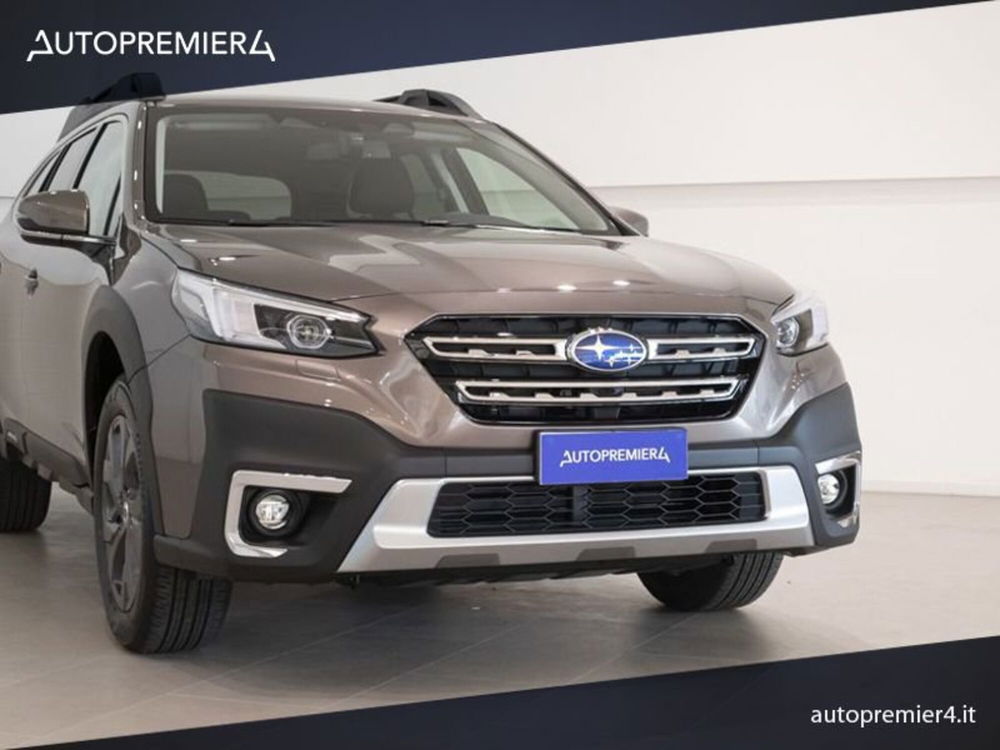 Subaru Outback nuova a Como (7)