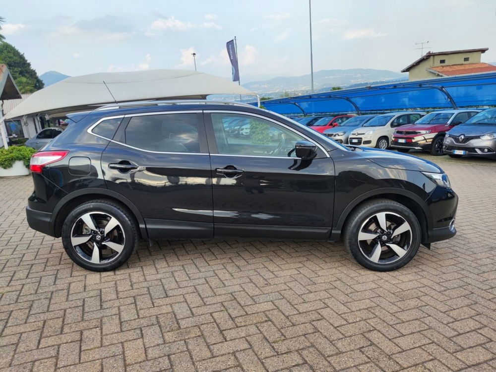 Nissan Qashqai 1.5 dCi Tekna  del 2017 usata a Erba (5)