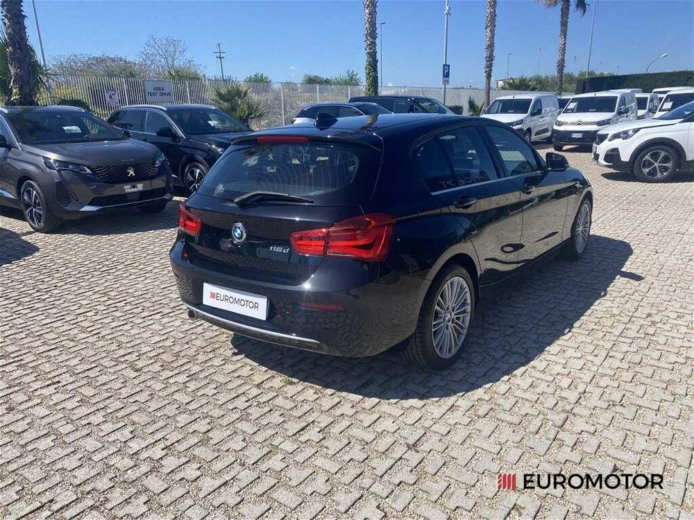 BMW Serie 1 5p. 116d 5p. Urban  del 2019 usata a Modugno (5)