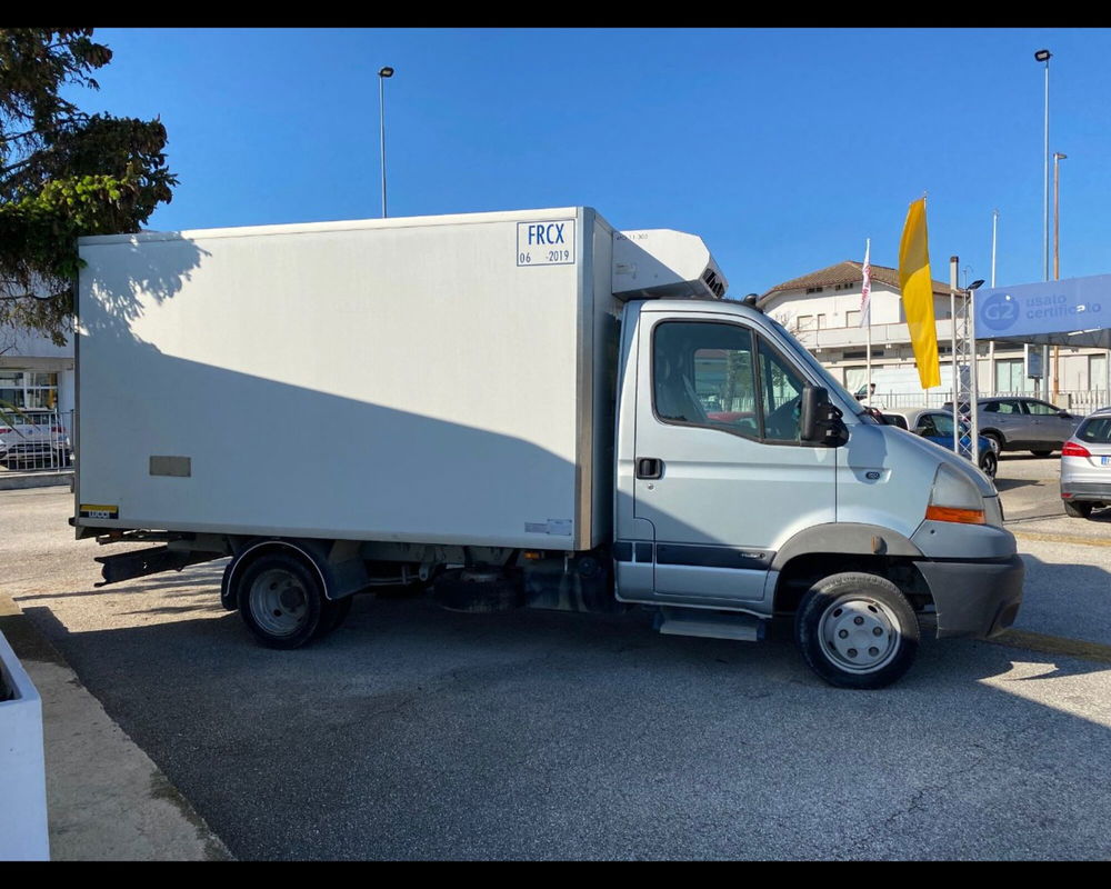 Renault Trucks Mascott Telaio usata a Pescara (6)