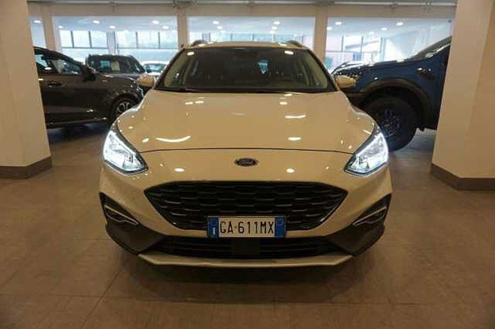 Ford Focus 1.0 EcoBoost 125 CV 5p. Active  del 2020 usata a Bologna (2)