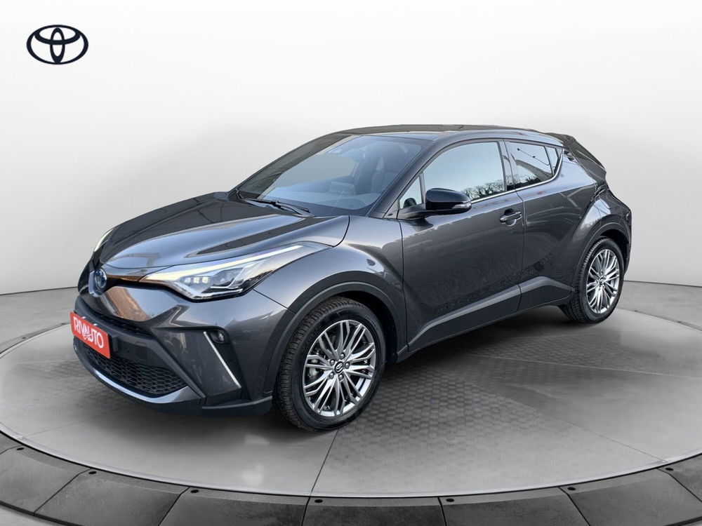 Toyota Toyota C-HR nuova a Como